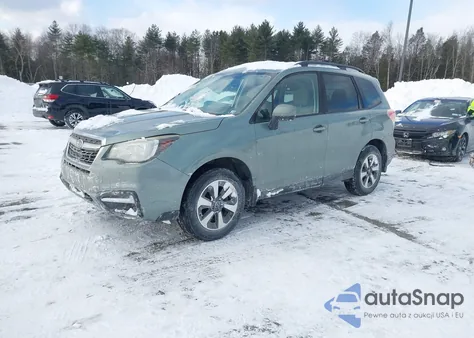 2017 Subaru Forester 2.5I Premium z USA, uszkodzony, nr VIN JF2SJAEC2HH409971